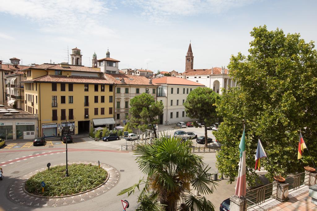 Di * Vicenza